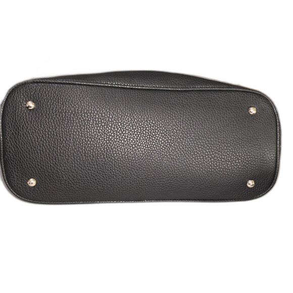 London Fog Handbag - Like New - Picture 6 of 9